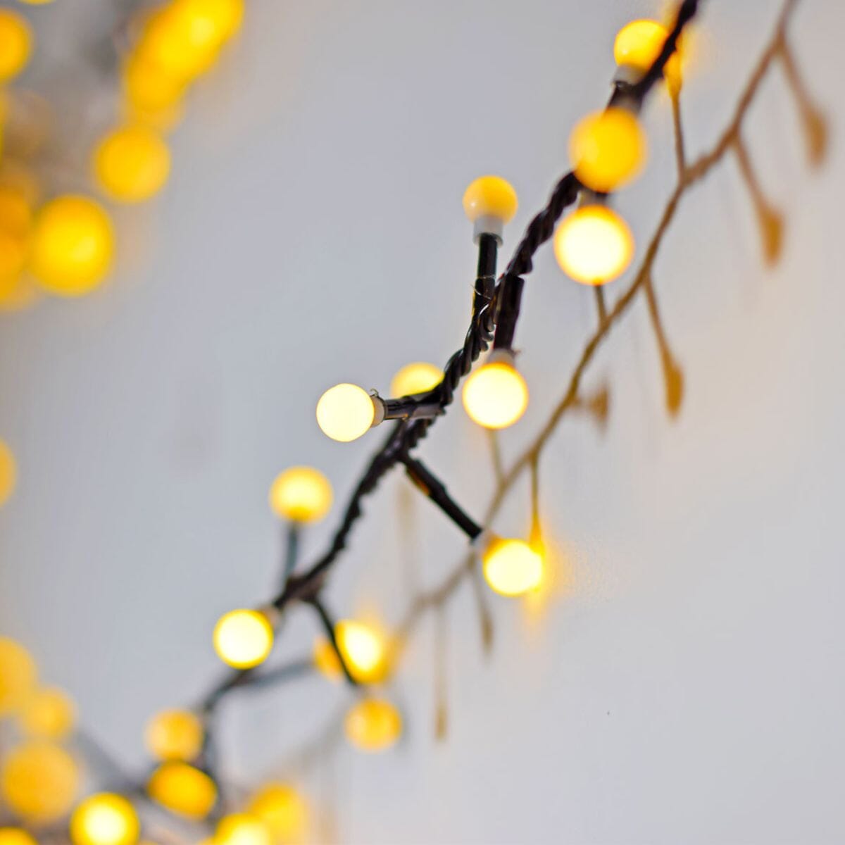 Mini Warm White Berry String Lights with Timer - 12 Metres String Lights Lyyt 